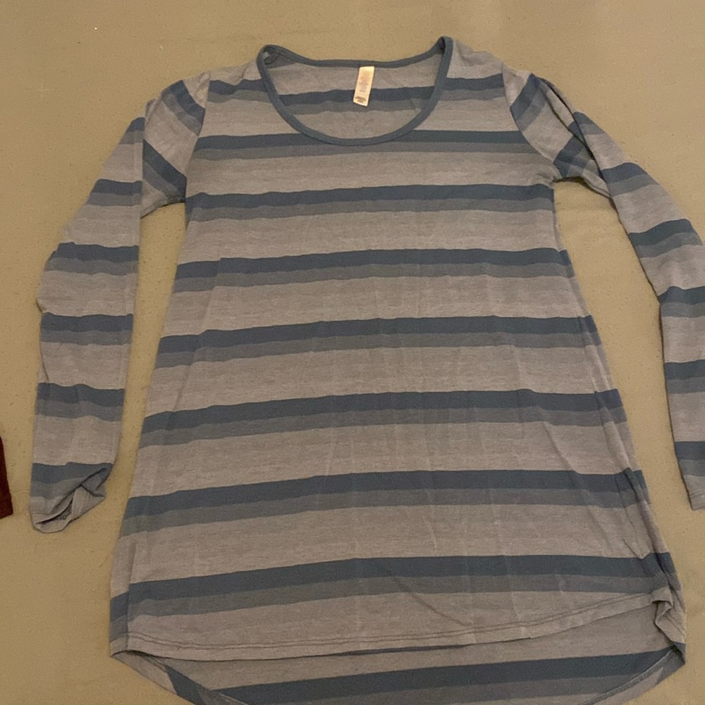 LulaRoe long sleeve blue striped tee